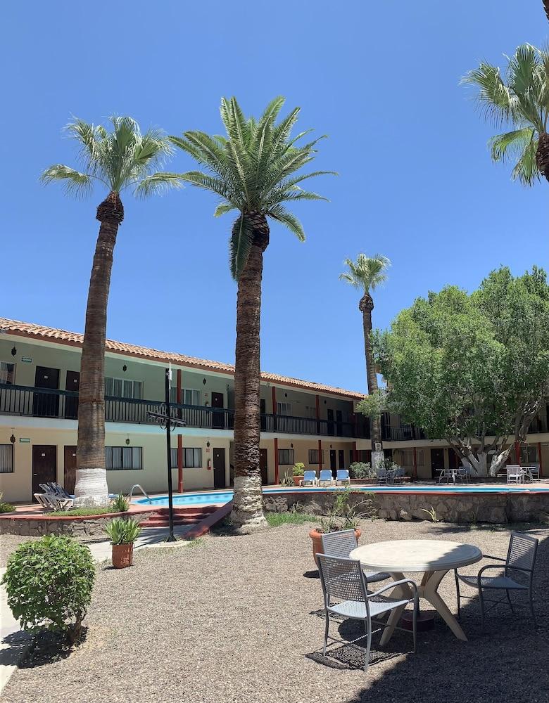 Hotel Bugambilia Hermosillo Dış mekan fotoğraf