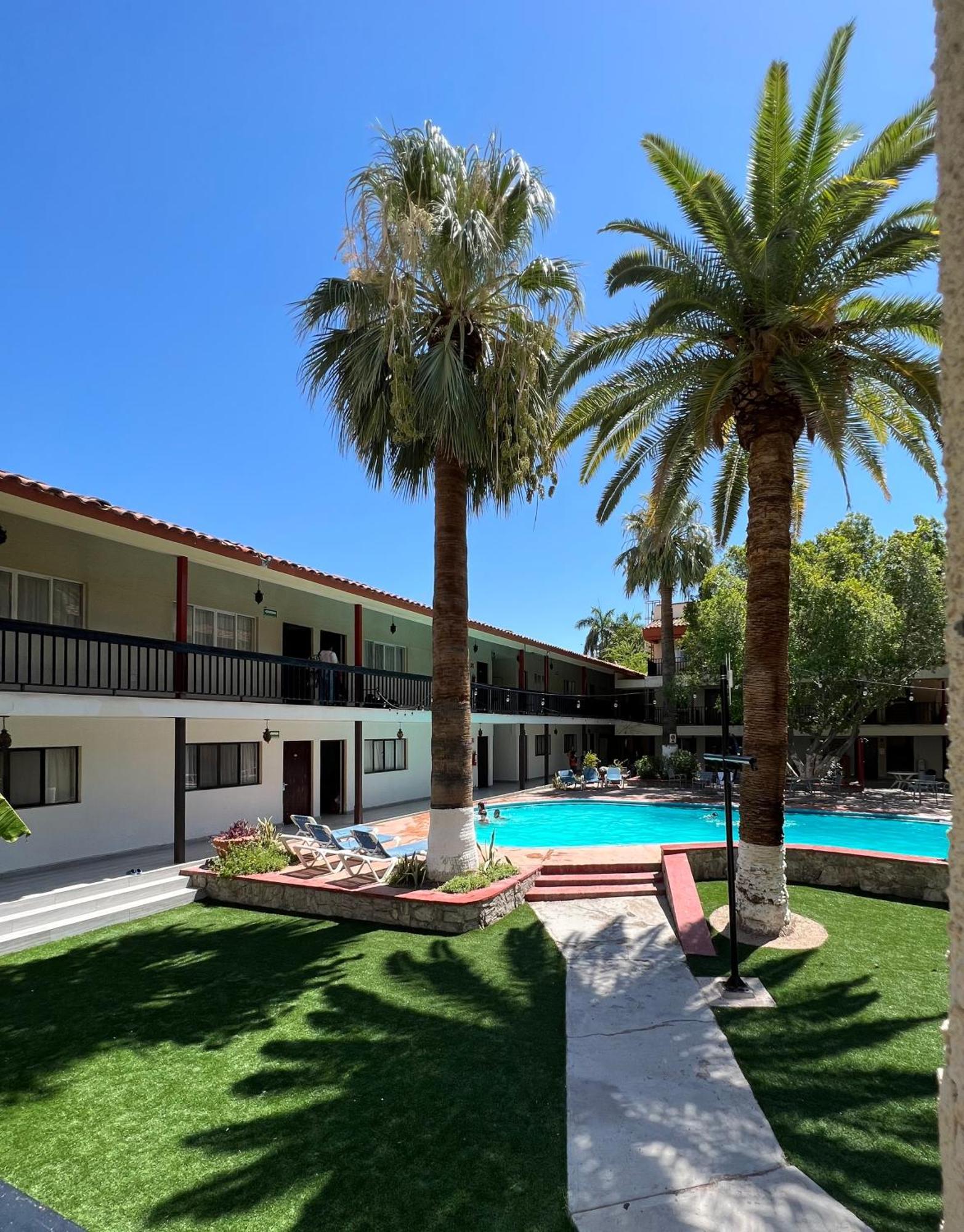 Hotel Bugambilia Hermosillo Dış mekan fotoğraf