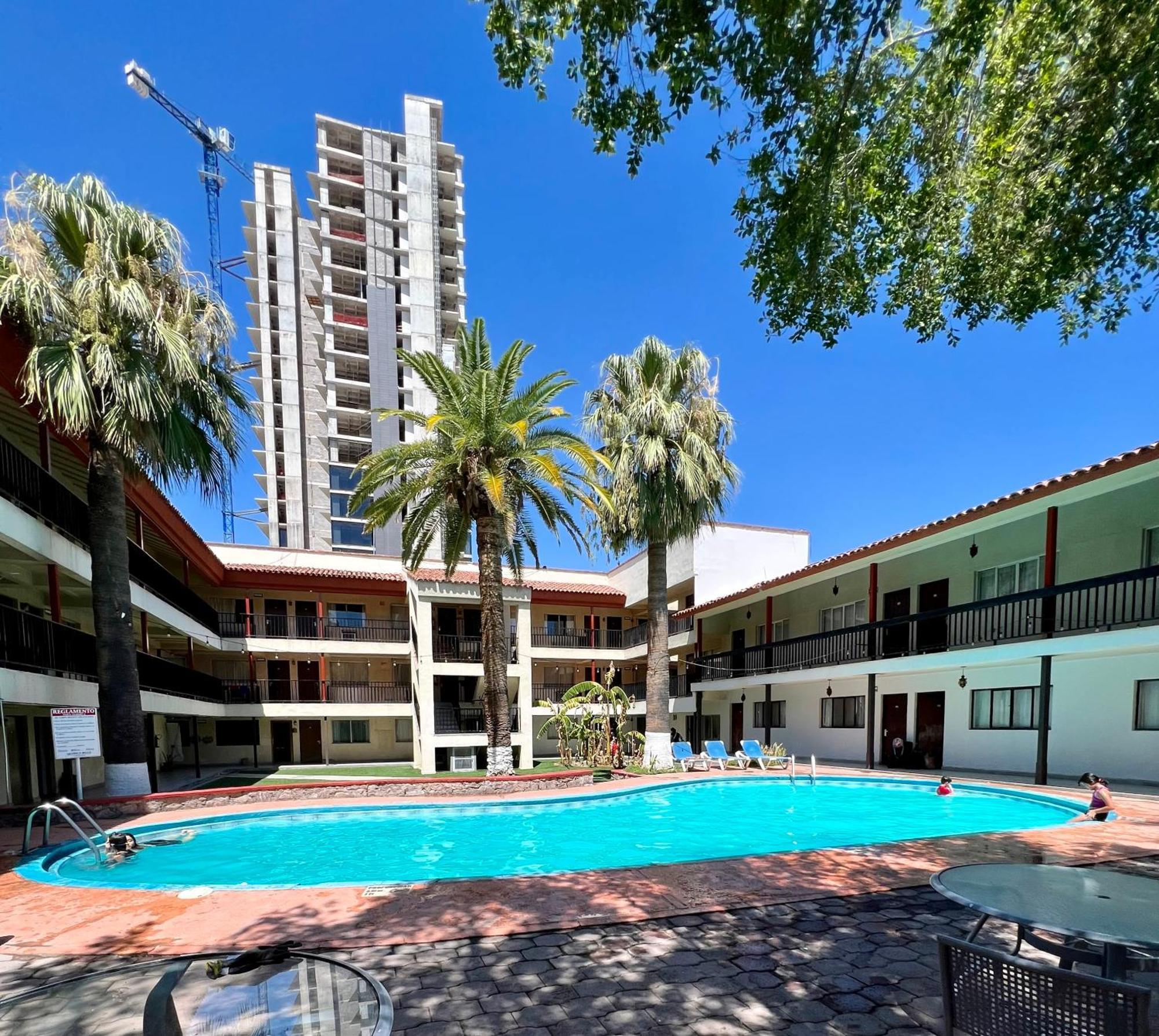 Hotel Bugambilia Hermosillo Dış mekan fotoğraf