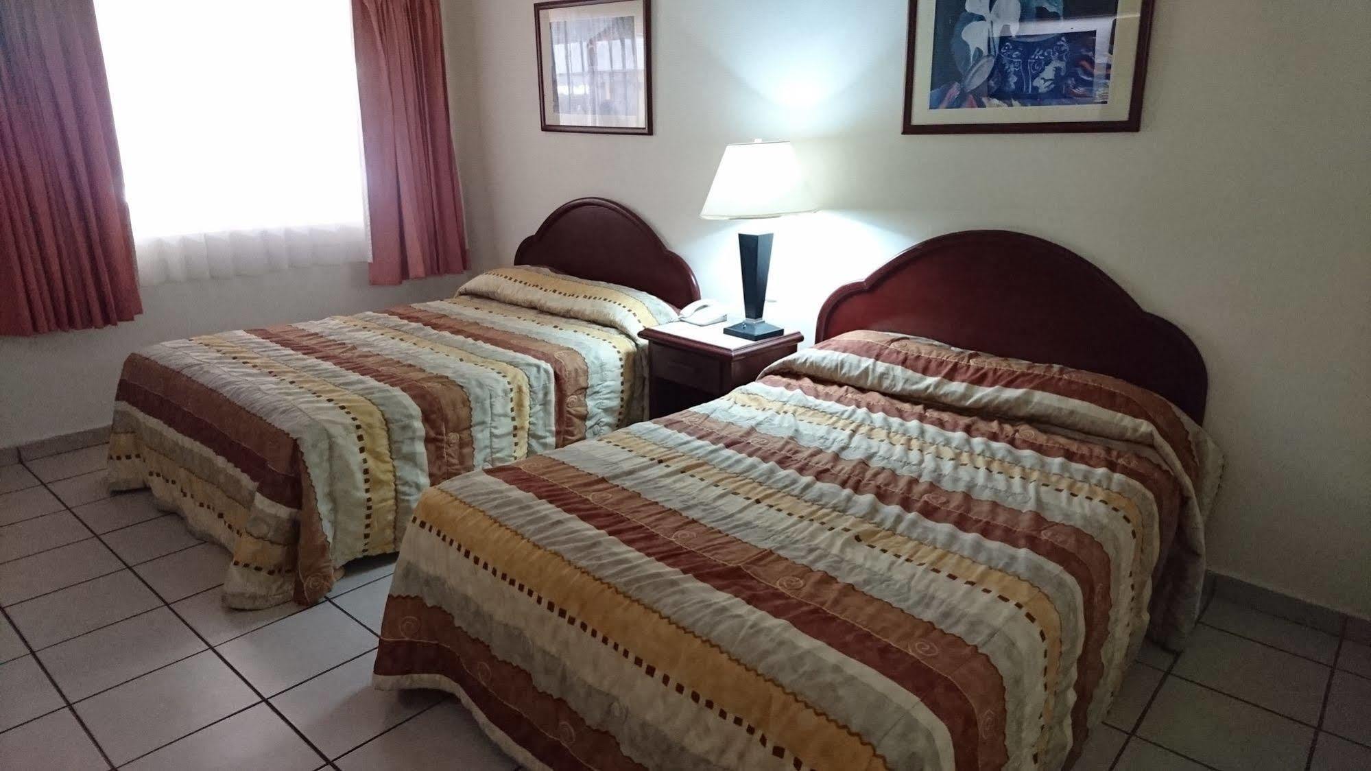 Hotel Bugambilia Hermosillo Dış mekan fotoğraf